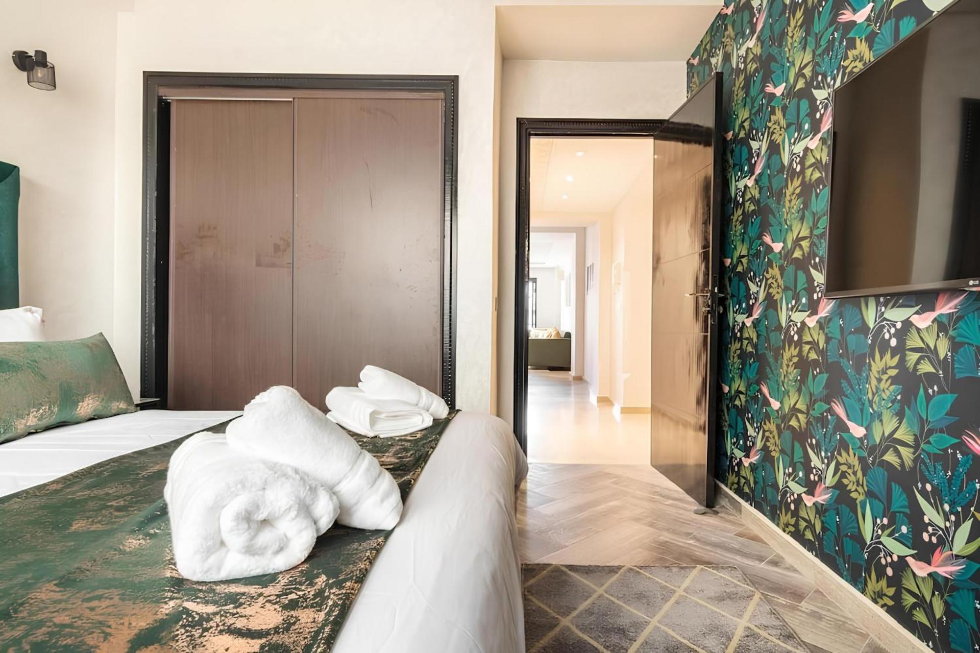 מרקש C-Appartement De Luxe Plein Centre De Gueliz Avec Piscine Parking Wifi Netflix מראה חיצוני תמונה